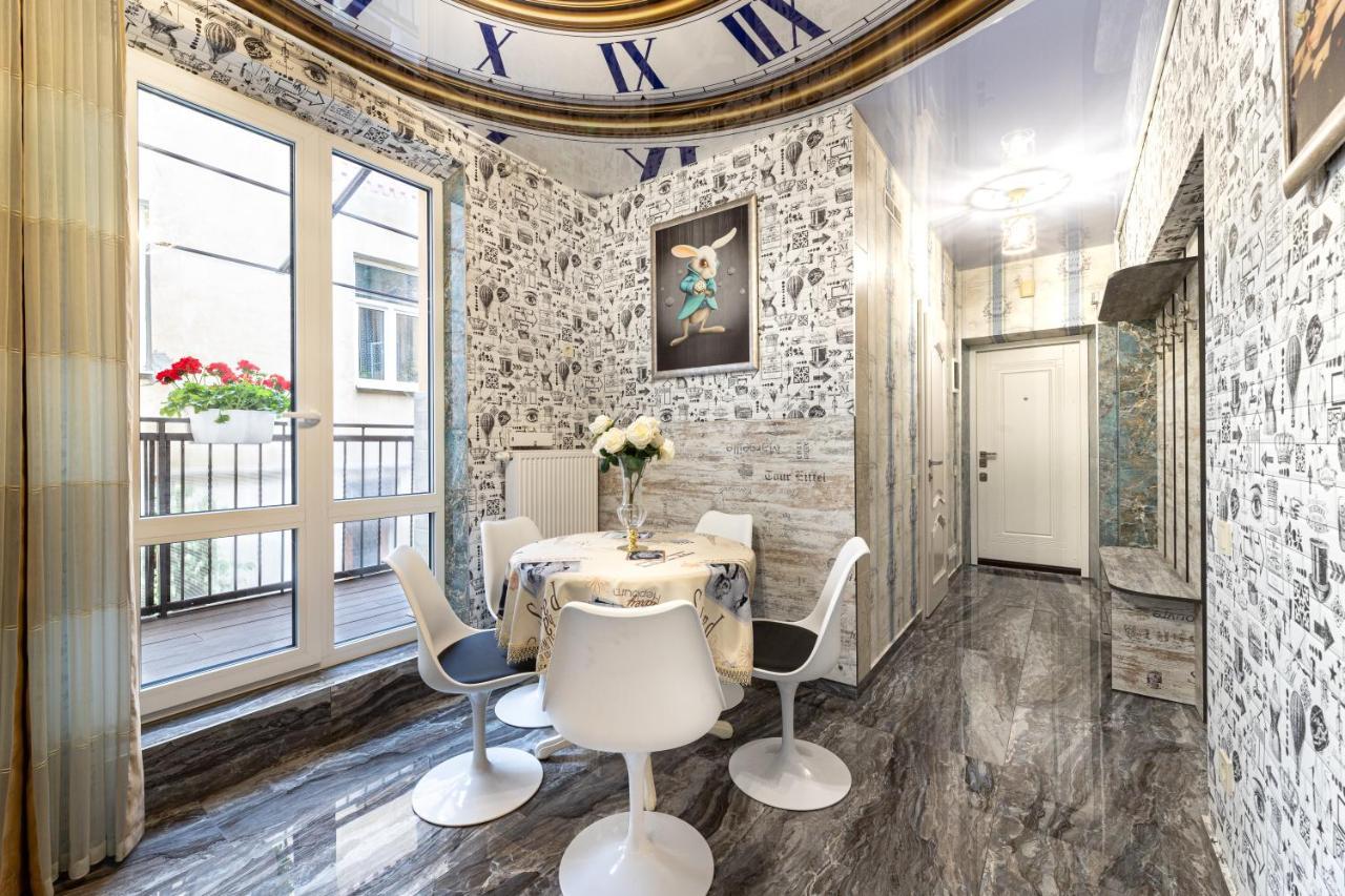 2 - Bedroom Apartments Galicia Лвив Екстериор снимка