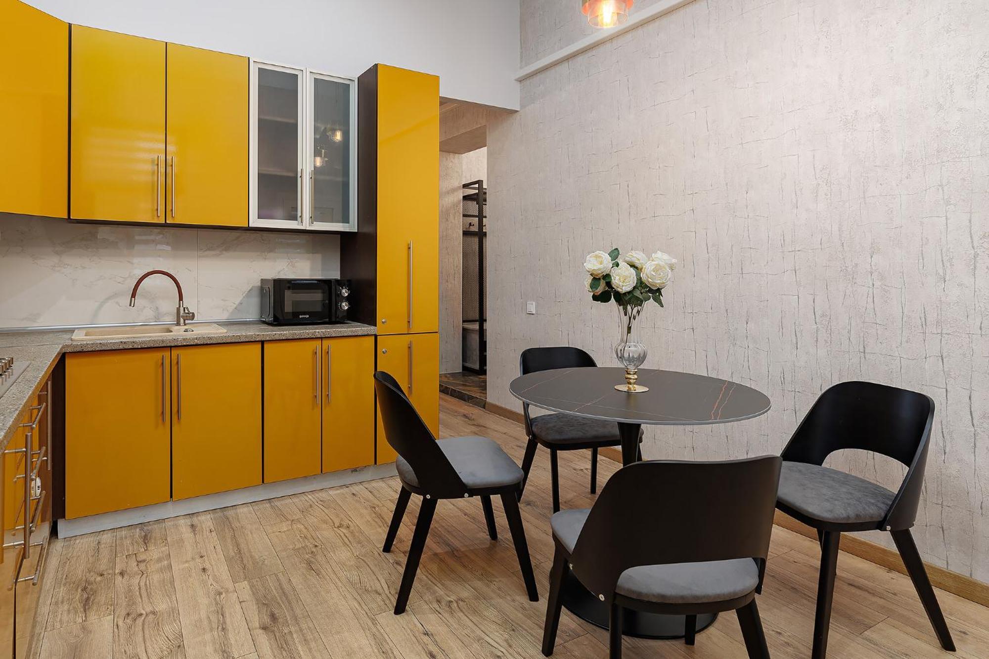 2 - Bedroom Apartments Galicia Лвив Екстериор снимка