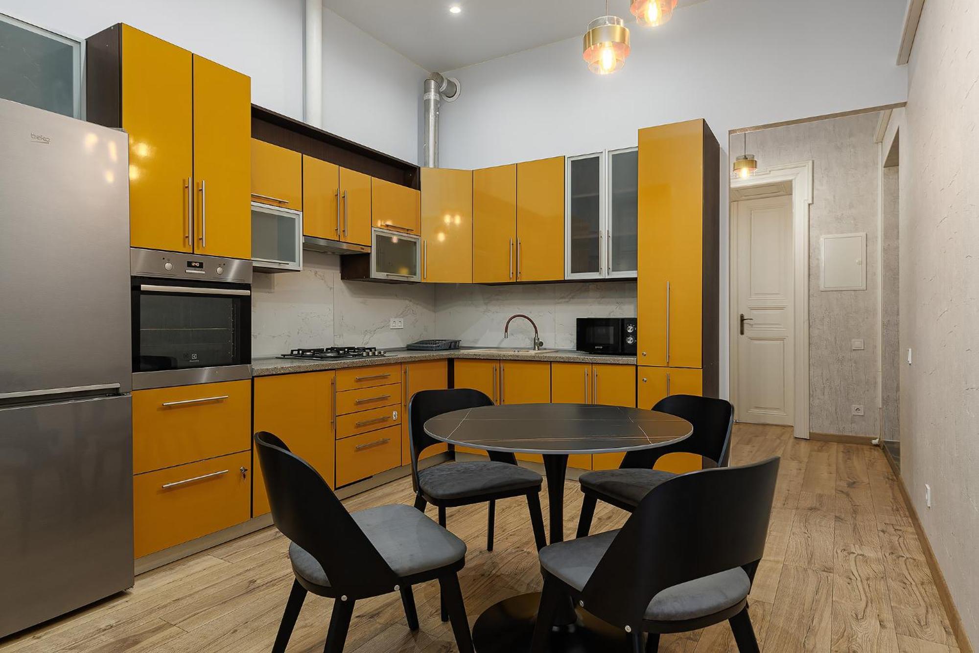 2 - Bedroom Apartments Galicia Лвив Екстериор снимка